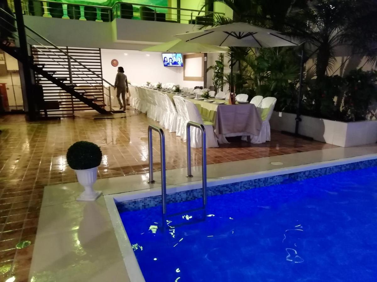 Murano Hotel Moyobamba Zewnętrze zdjęcie