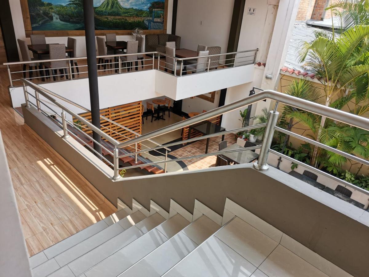 Murano Hotel Moyobamba Zewnętrze zdjęcie